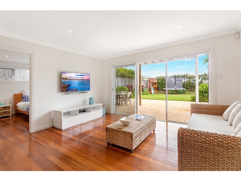 35 Headland Road, North Curl Curl NSW 2099