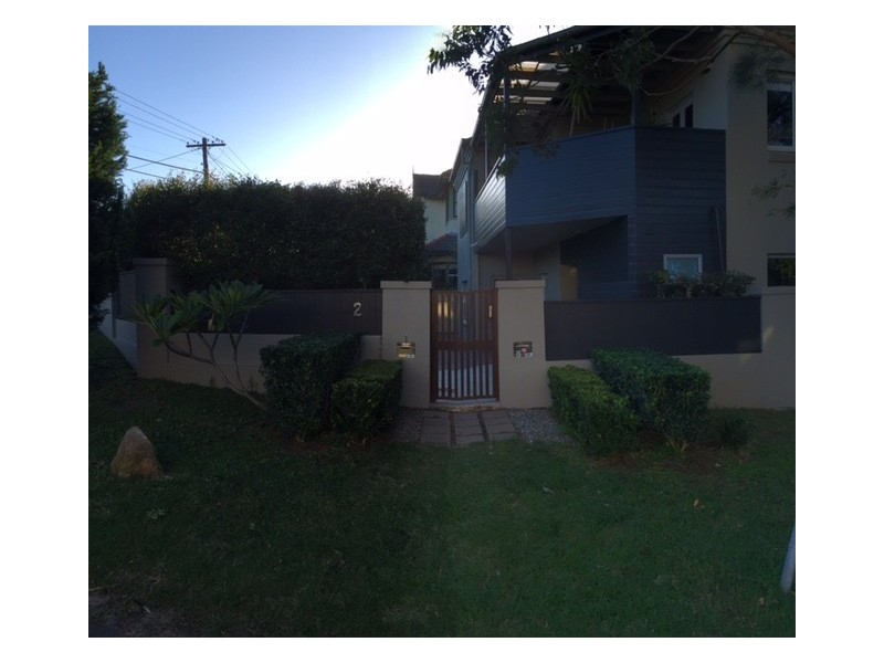 1/2 Highview Avenue, Queenscliff NSW 2096