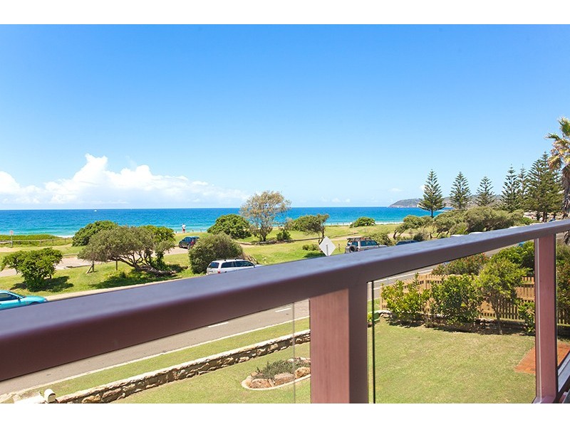 78 Carrington Parade, Curl Curl NSW 2096
