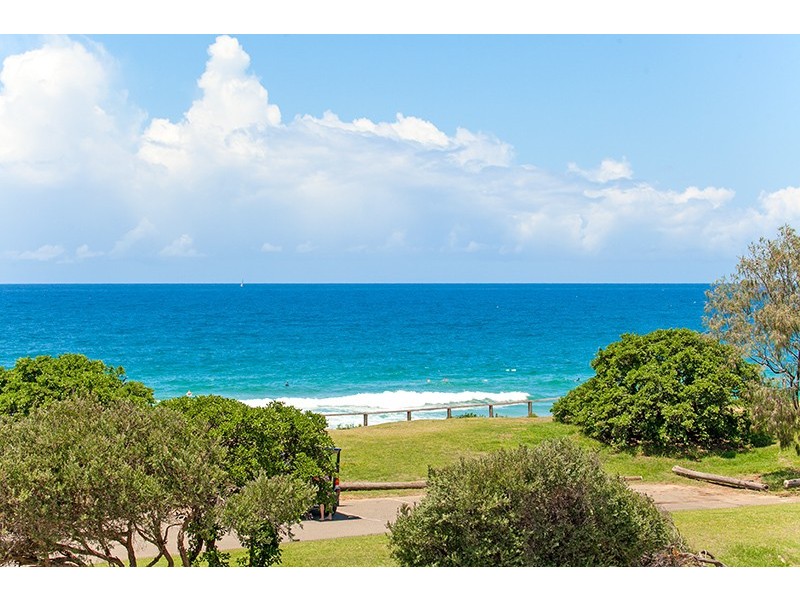 78 Carrington Parade, Curl Curl NSW 2096