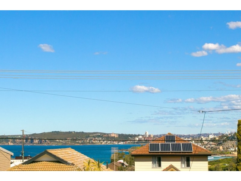 32 Headland Road, North Curl Curl NSW 2099