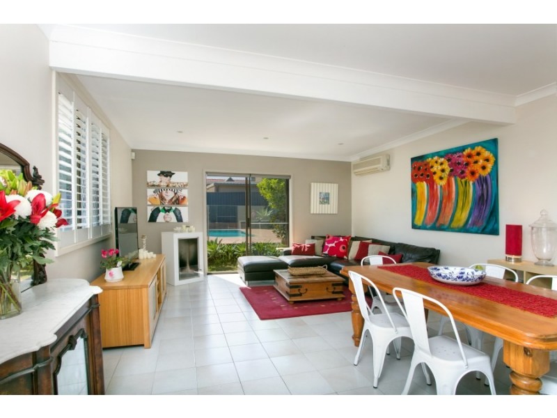 32 Headland Road, North Curl Curl NSW 2099