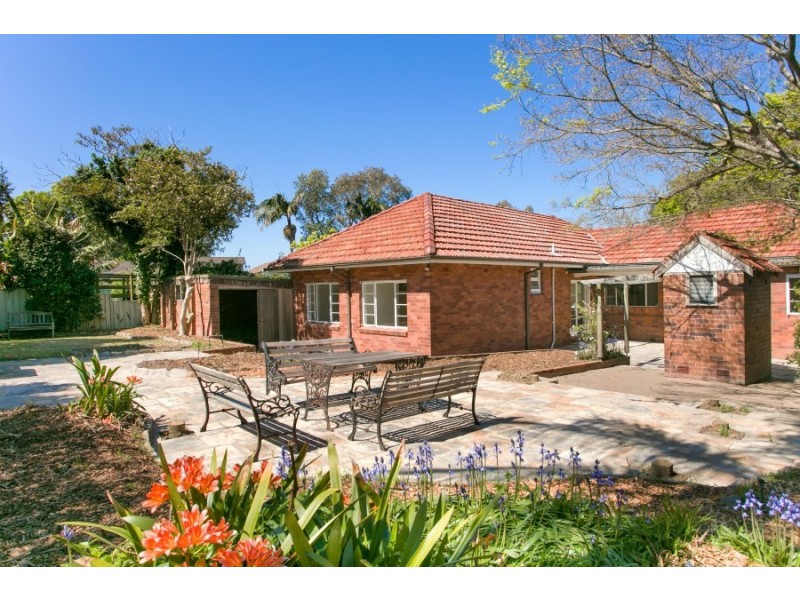 11 Grace Avenue, Frenchs Forest NSW 2086