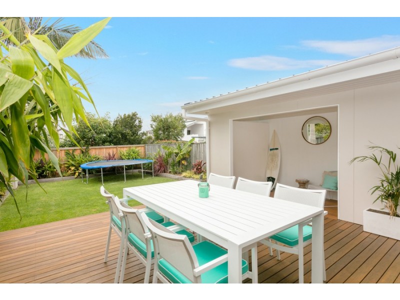 27 Tasman Street, Dee Why NSW 2099