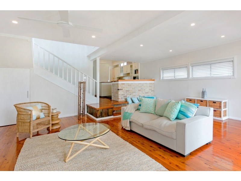27 Tasman Street, Dee Why NSW 2099