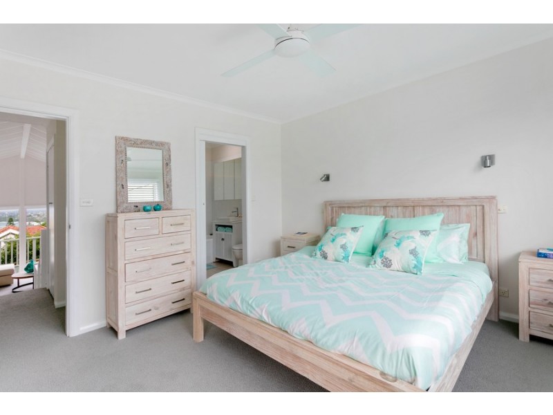 27 Tasman Street, Dee Why NSW 2099