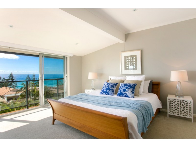 3 Farnell Street, Curl Curl NSW 2096