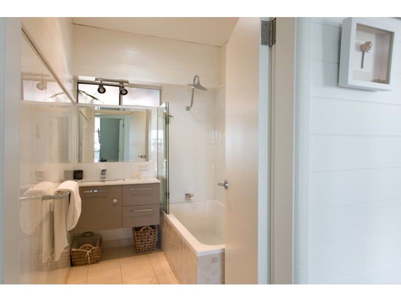 3 Farnell Street, Curl Curl NSW 2096