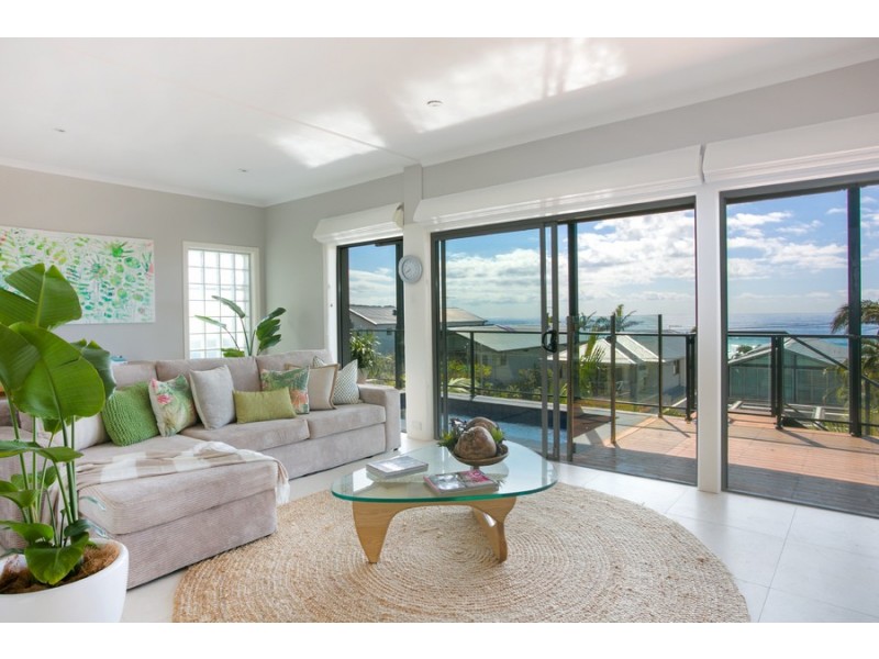 3 Farnell Street, Curl Curl NSW 2096