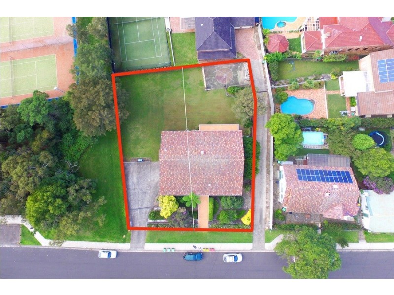 30-32 Cotentin Road, Belrose NSW 2085