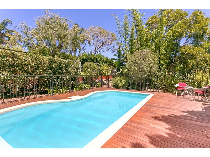 211A Headland Road, North Curl Curl NSW 2099