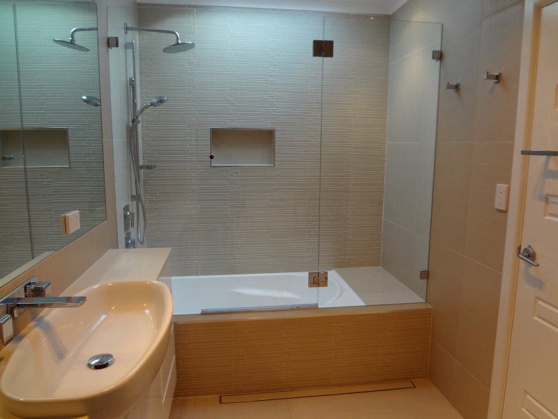 42 Playfair Road, North Curl Curl NSW 2099