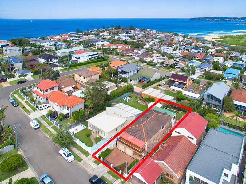 33 Tasman Street, Dee Why NSW 2099