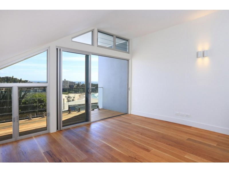 33 Crown Road, Queenscliff NSW 2096