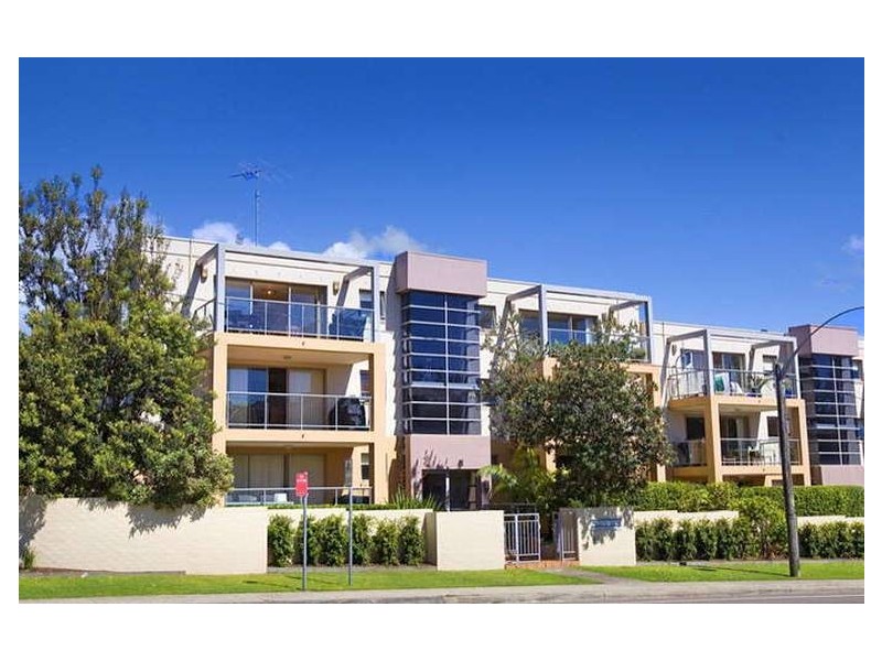 5/18-20 Banksia Street, Dee Why NSW 2099