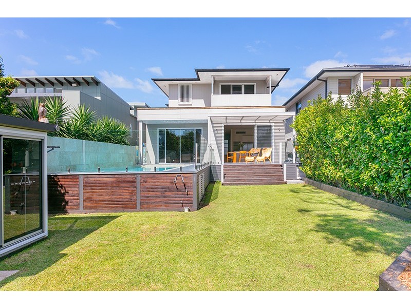 24 Stewart Avenue, Curl Curl NSW 2096