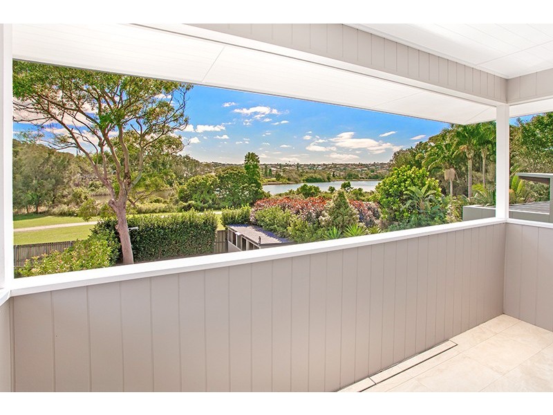 24 Stewart Avenue, Curl Curl NSW 2096