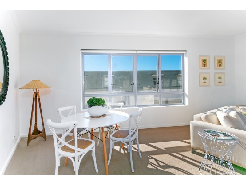 3302/10 Sturdee Parade, Dee Why NSW 2099