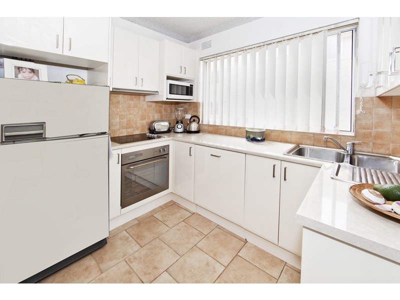 6/41 Ocean View Road, Freshwater NSW 2096