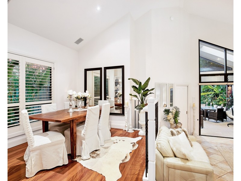 11 Surfers Parade, Freshwater NSW 2096