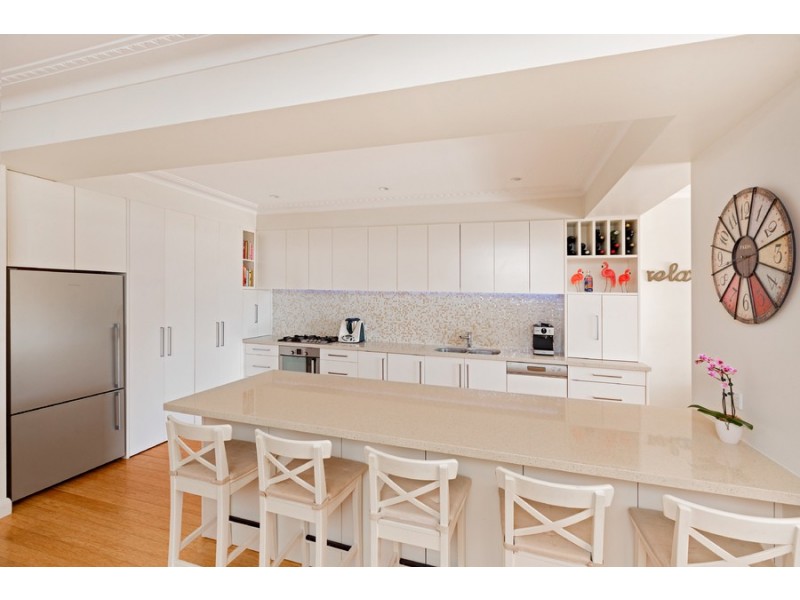 4 Robert Street, Freshwater NSW 2096