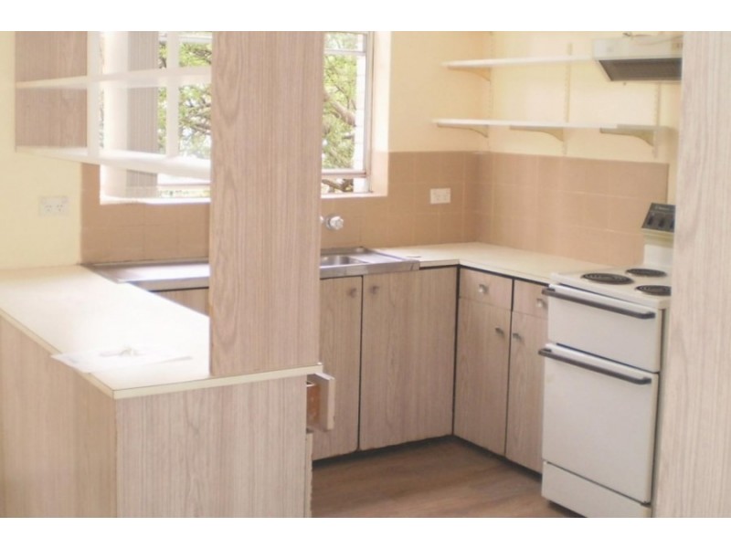 2/103 Oaks Avenue, Dee Why NSW 2099