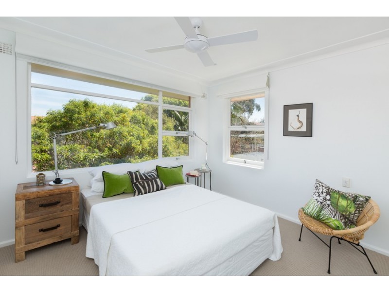 6/15 Wyuna Avenue, Freshwater NSW 2096