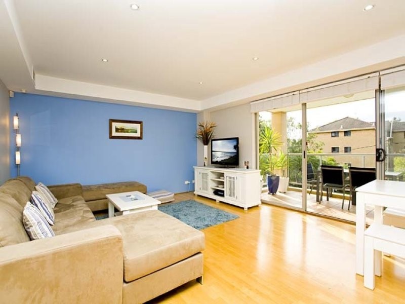 4/18-20 Banksia Street, Dee Why NSW 2099