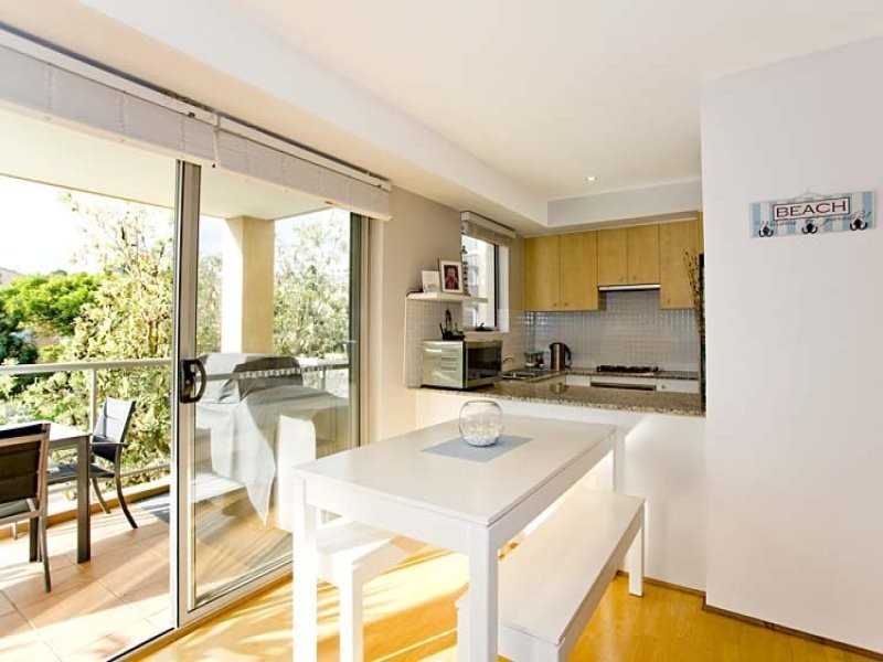 4/18-20 Banksia Street, Dee Why NSW 2099