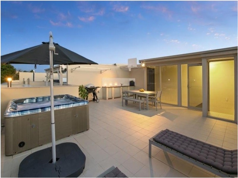 18/23B-27 Pine Avenue, Brookvale NSW 2100