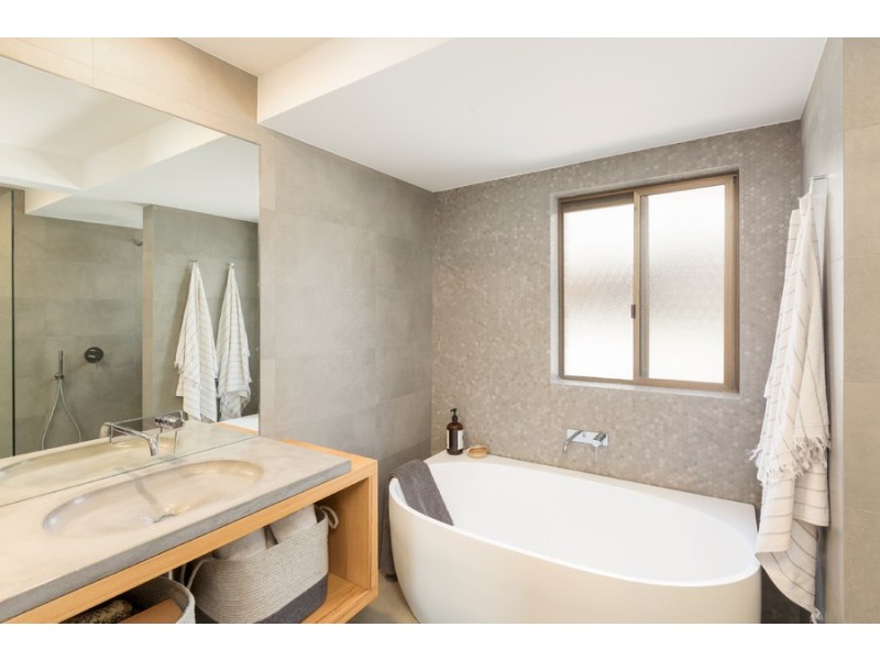 1/2 Wheeler Parade, Dee Why NSW 2099