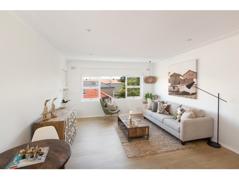 6/15 Wyuna Avenue, Freshwater NSW 2096