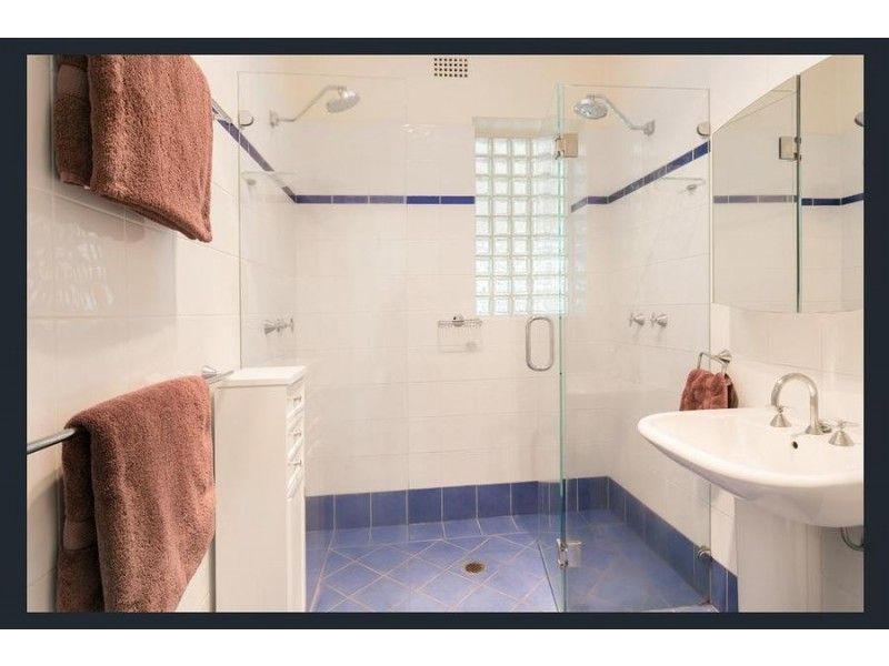 19 Kooloora Avenue, Freshwater NSW 2096