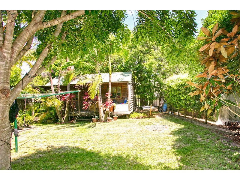 42 Playfair Road, North Curl Curl NSW 2099