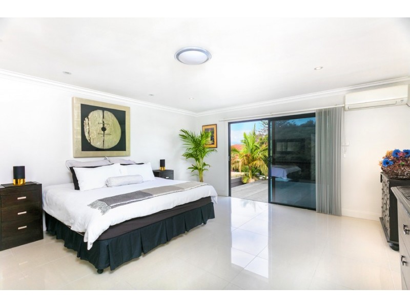 40 Wyadra Avenue, Freshwater NSW 2096