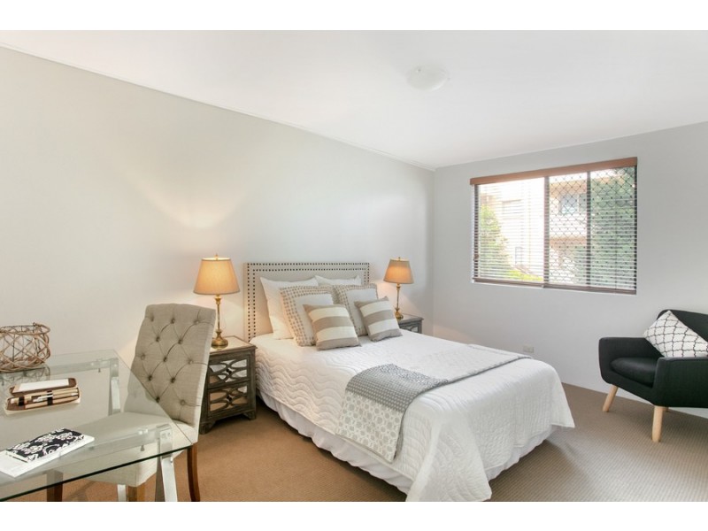 2/80-86 Crown Road, Queenscliff NSW 2096