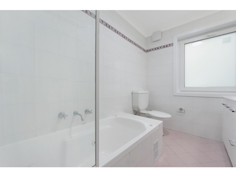 11A Kadigal Place, Beacon Hill NSW 2100