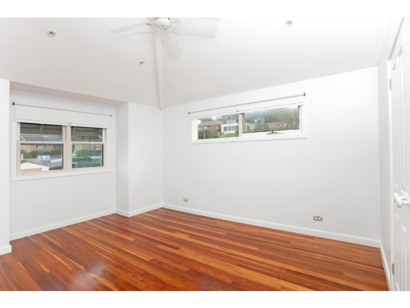 90a Pitt Road, North Curl Curl NSW 2099