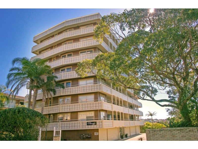 3/32 Undercliff Road, Freshwater NSW 2096