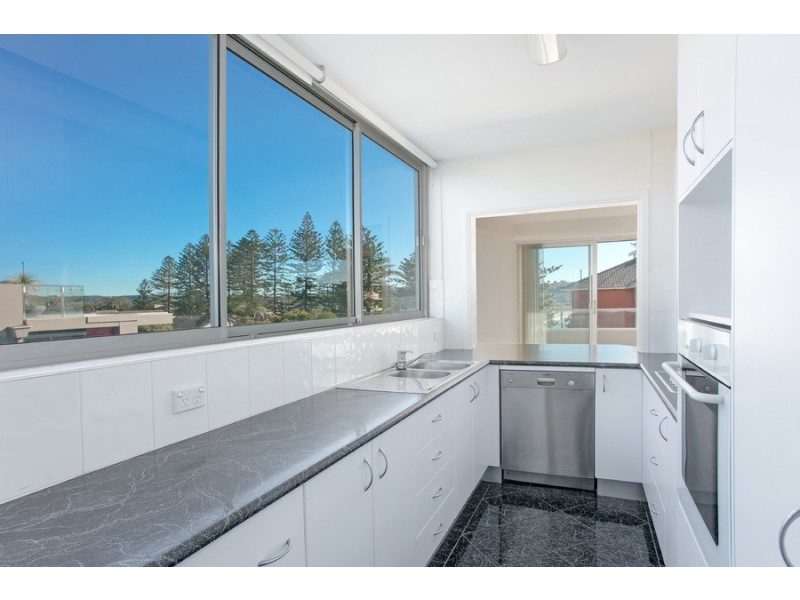 3/186 Pacific Parade, Dee Why NSW 2099