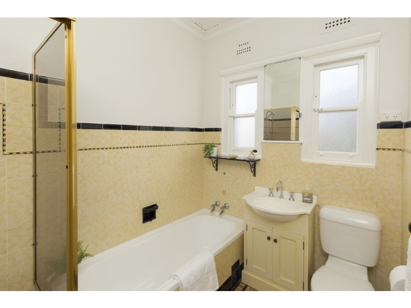 41 Coles Road, Freshwater NSW 2096