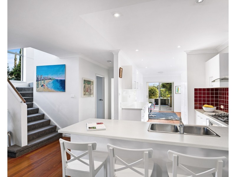 92 Bennett Street, Curl Curl NSW 2096