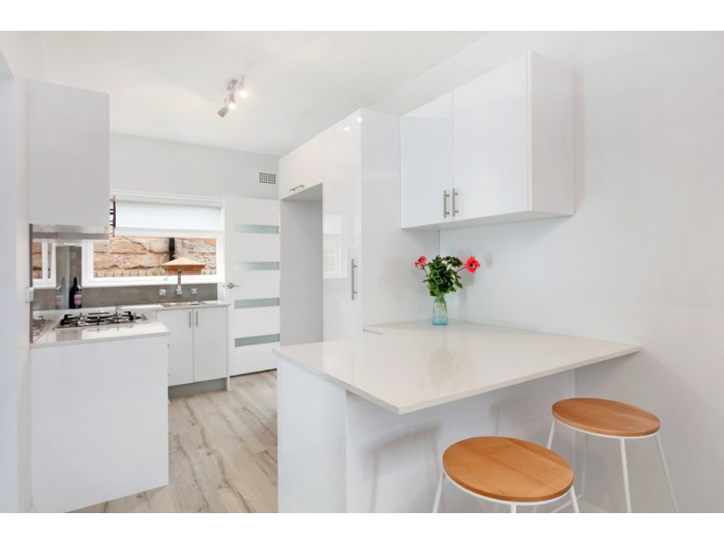 3/2 The Drive, Freshwater NSW 2096