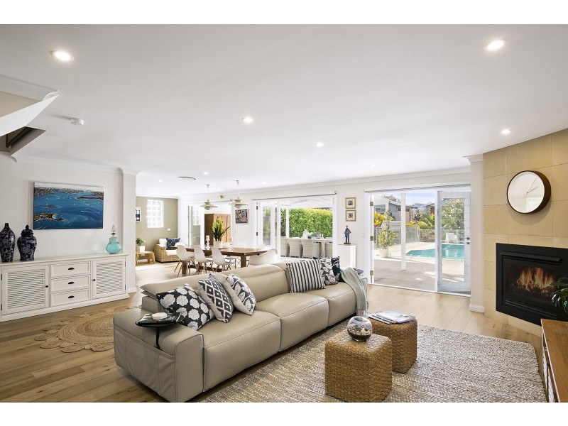 43 Brighton Street, Curl Curl NSW 2096