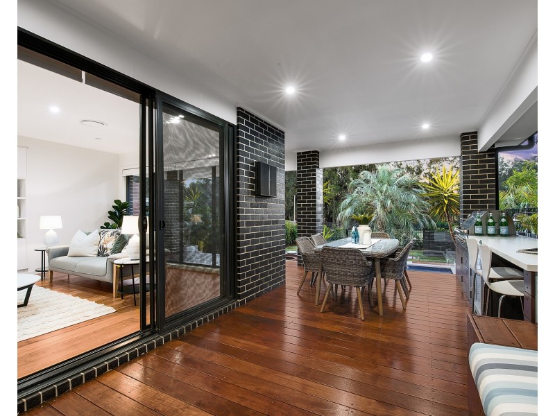 18 Stewart Avenue, Curl Curl NSW 2096