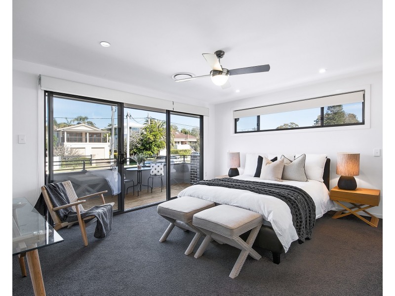 18 Stewart Avenue, Curl Curl NSW 2096