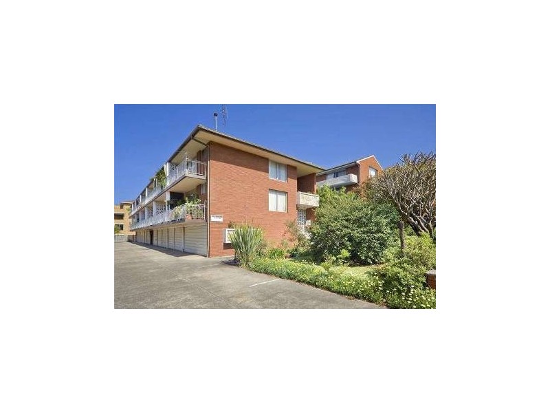 2/944 Pittwater Road, Dee Why NSW 2099