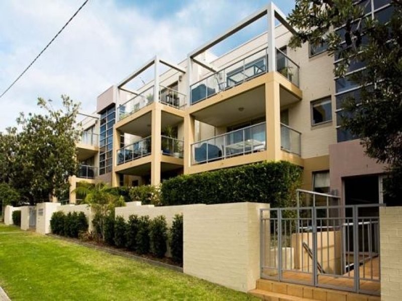 3/18-20 Banksia Street, Dee Why NSW 2099