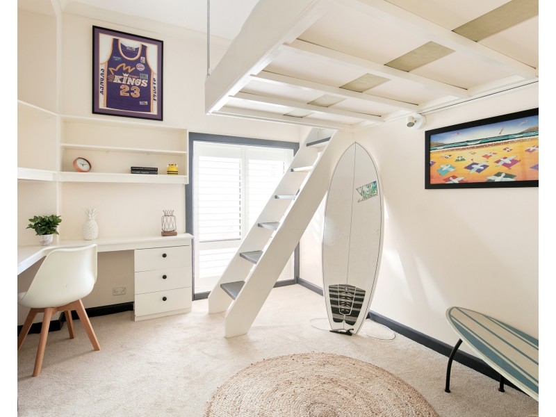 81 Wyndora Avenue, Freshwater NSW 2096