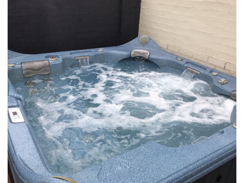 17 Edgewood Place, Belrose NSW 2085